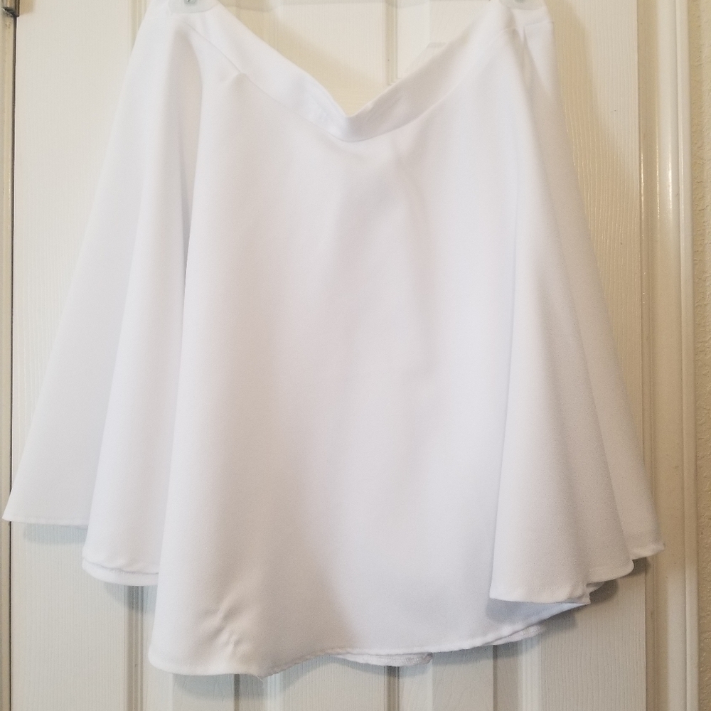 XXL White Skirt